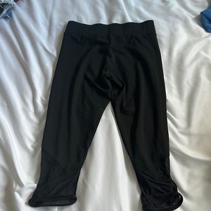 Black Capri Leggings w/ mesh detailing
